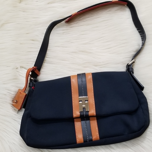 Tommy Hilfiger Handbags - Vintage 90s Tommy Hilfiger shoulder bag